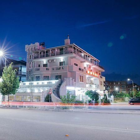 Dea Hotel 2002 Корча Экстерьер фото