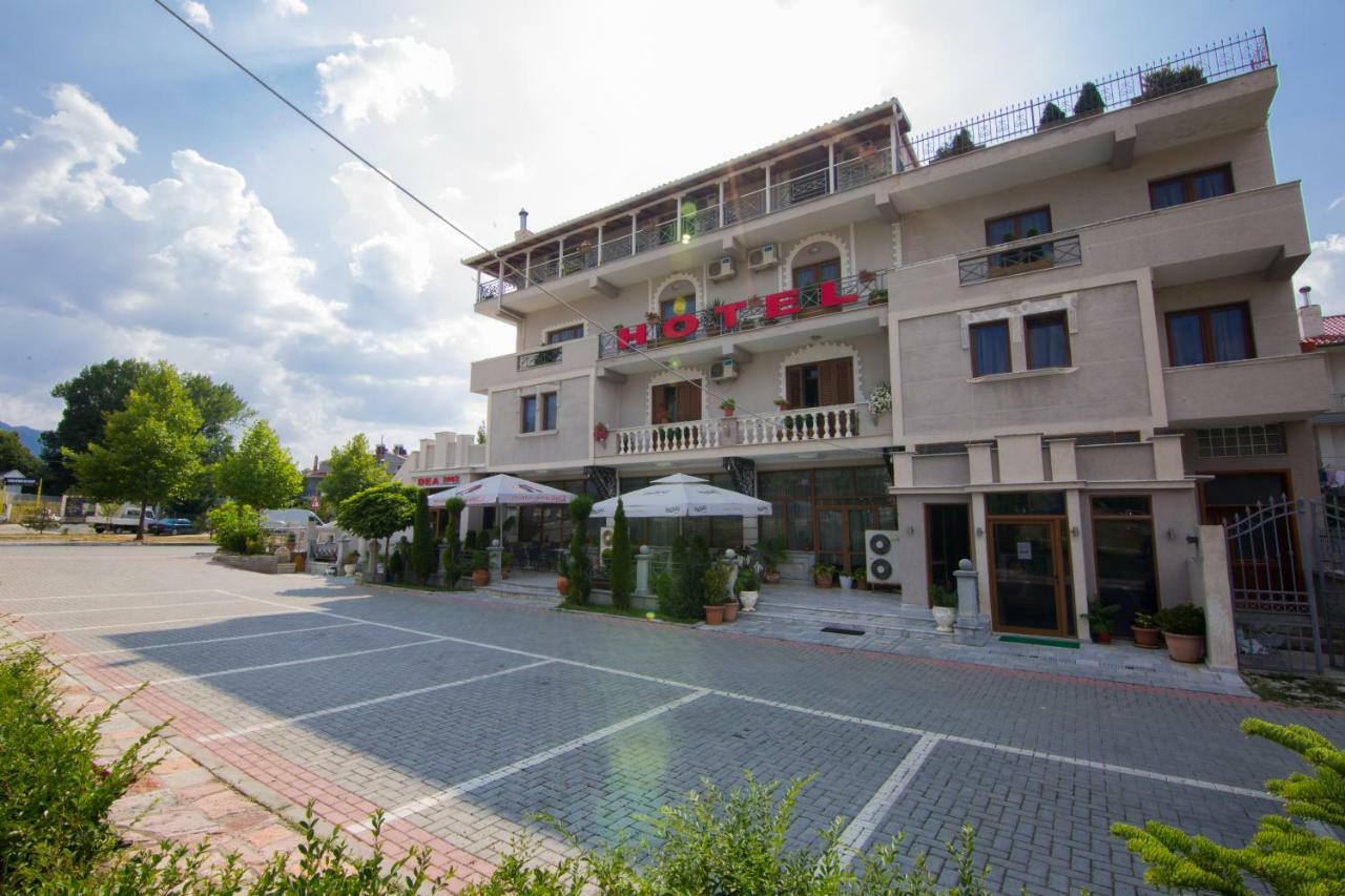 Dea Hotel 2002 Корча Экстерьер фото