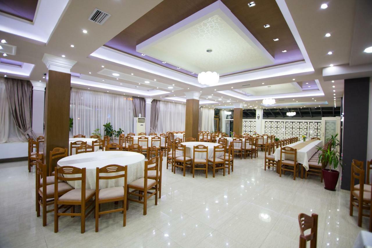 Dea Hotel 2002 Корча Экстерьер фото