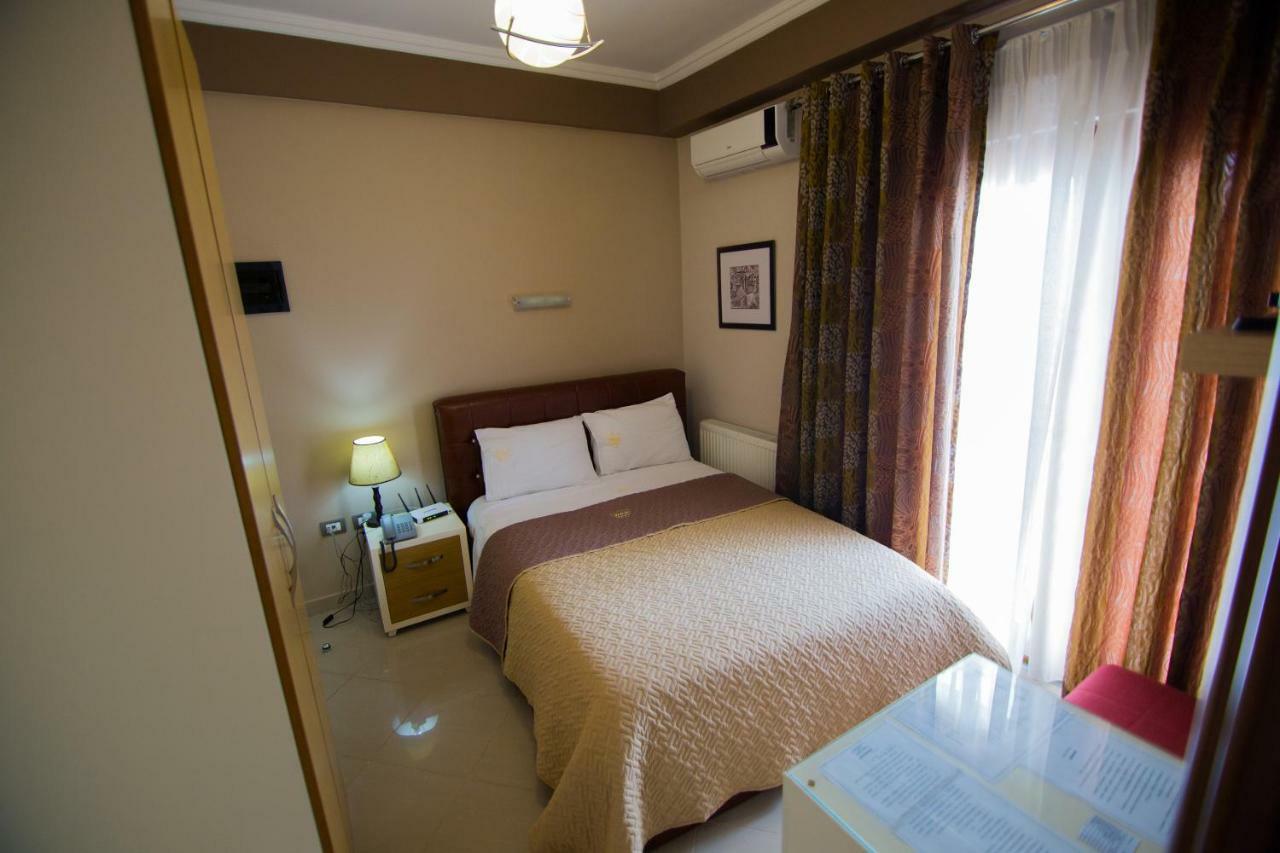 Dea Hotel 2002 Корча Экстерьер фото