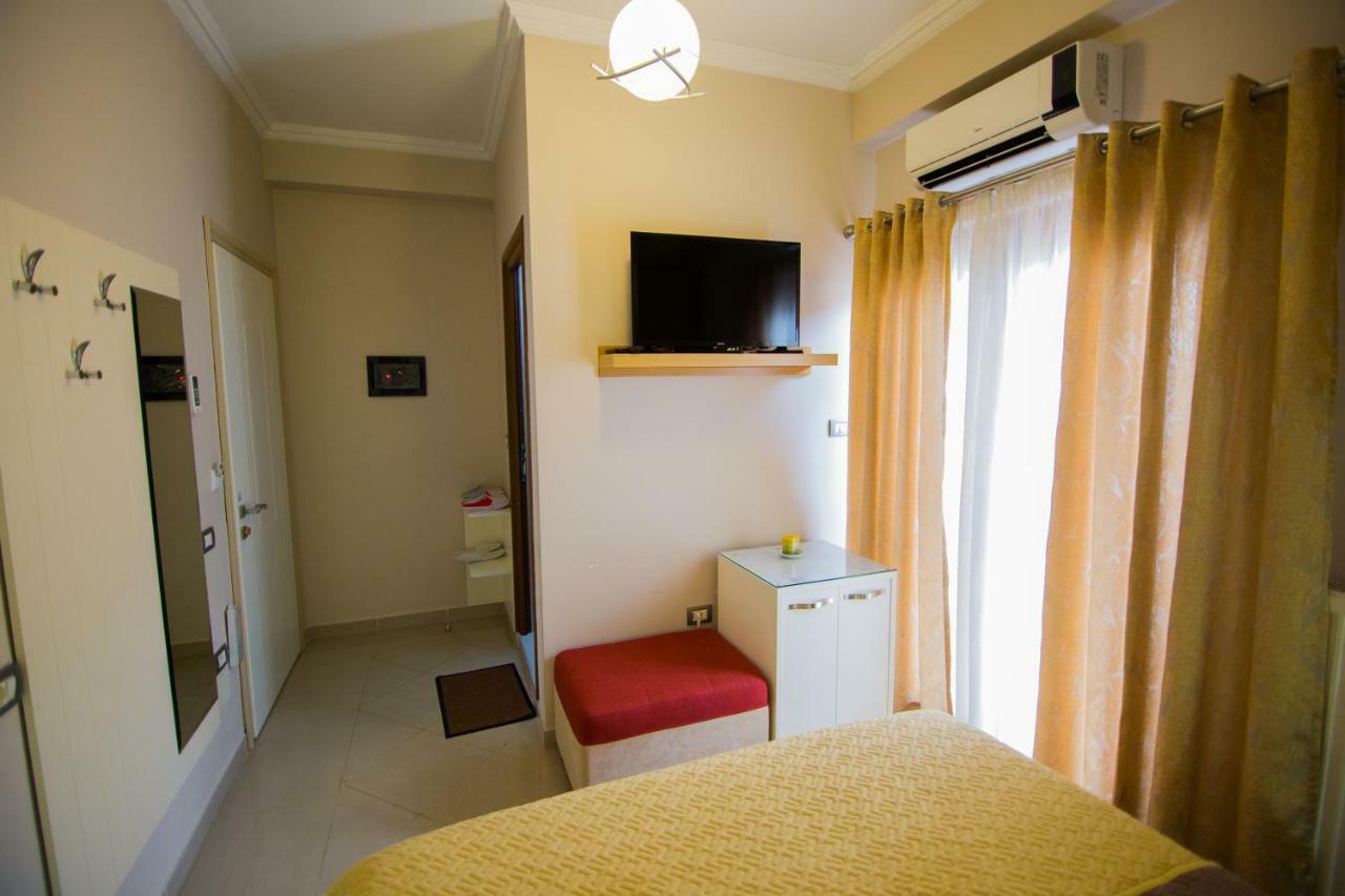 Dea Hotel 2002 Корча Экстерьер фото